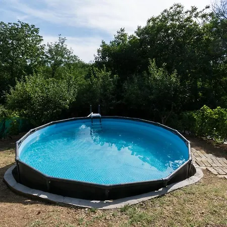 Happy House Vakantiehuis Velika Remeta