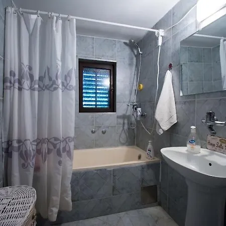 Happy House Velika Remeta